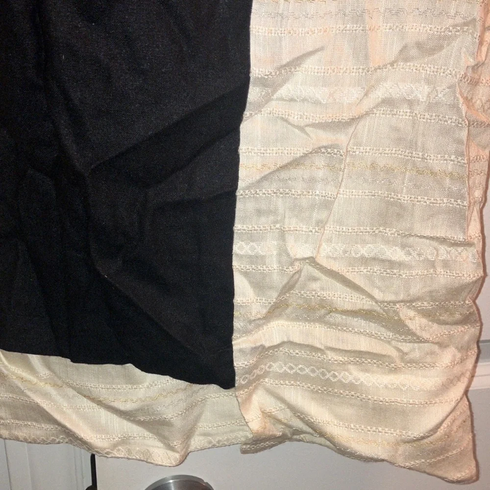 Eve Gravel Elegant Black and Cream Dress - Picture 7 of 12